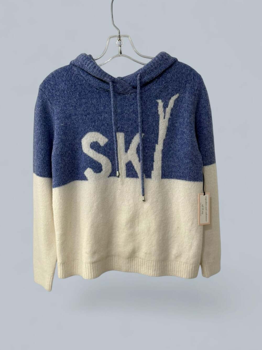 Cupcakes And Cashmere Ski Hoodie Sweater Size M